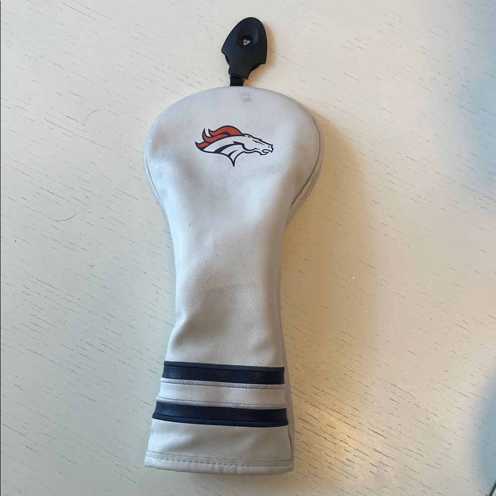 Broncos White Golf Club Headcove